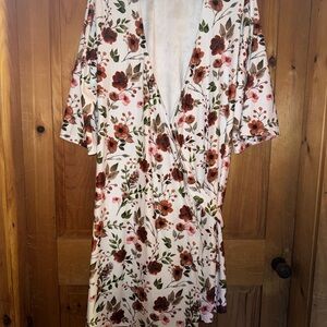 Caden Lane Floral Kimono - White and Brown